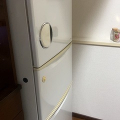 冷蔵庫の画像