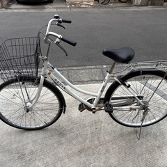 26インチ 自転車 オートライト 白の画像