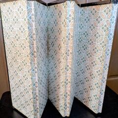 ひな人形小道具　きれいな金屏風の画像