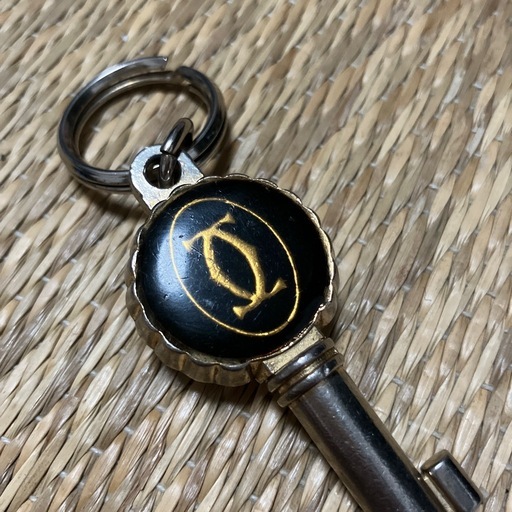 昭和レトロ　カルティエ　アンティーク　キーホルダー鍵型　超レア入手困難品！