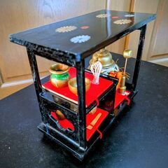 ひな人形小道具　かわいい細工のミニ茶道具棚の画像