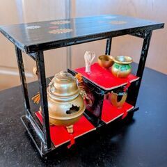 ひな人形小道具　かわいい細工のミニ茶道具棚の画像