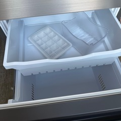 美品日立3ドア冷蔵庫R-27RV（N）2022年製の画像