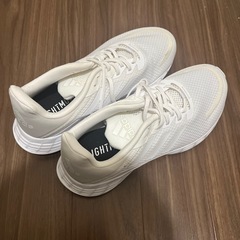 今週末限定❗️登校用シューズの画像