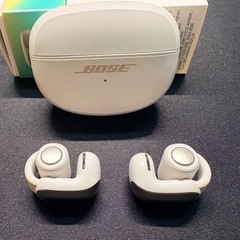 BOSE  ULTRA OPEN EARBUDS  WHITE 中古　美品
の画像