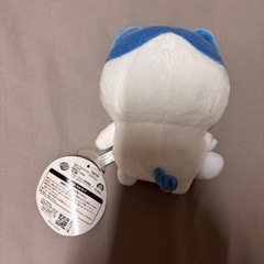 ハチワレ ぬいぐるみの画像