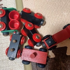 木のレールの画像