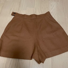 ショートパンツ　キャメルの画像