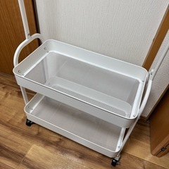 【30日10〜11時お取引できる方！】ハンガーラックの画像