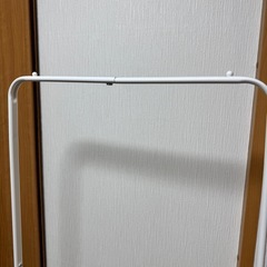 【30日10〜11時お取引できる方！】ハンガーラックの画像