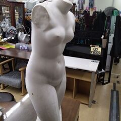 定価数十万円　美術　デッサン　石膏像　トルソー　裸体　マネキン人形　オブジェ　絵画の画像
