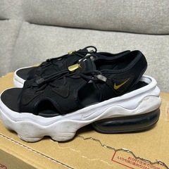 NIKE　エアマックスココ  24センチの画像