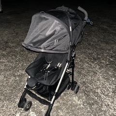 アップリカB型ベビーカーの画像