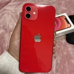 iPhone12 赤 64G 本体の画像