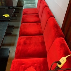 店舗用ソファー9個　　赤の画像