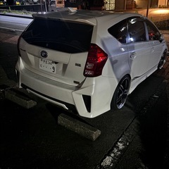 プリウスαジーズの画像