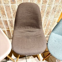 3脚◼️イームズチェアの画像