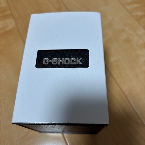 新品同様GM-2100B-3AJF カシオ Gショック　 