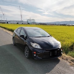 トヨタ プリウス Gs