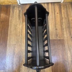 マガジンラック 木製 アンティーク 百合の紋章の画像