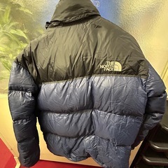 ザ・ノース・フェイス ヌプシ ダウンジャケットの画像
