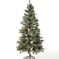 niko and クリスマスツリーの画像