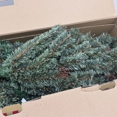 niko and クリスマスツリーの画像