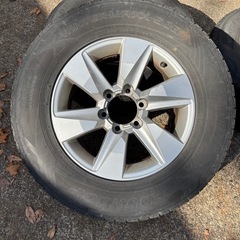 タイヤ　プラド　純正ホイールの画像