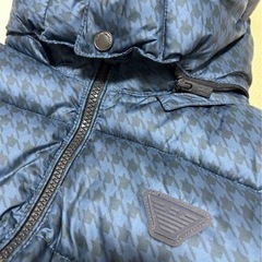 【ほぼ新品】EMPORIO ARMANI パファージャケット　ネイビー　140cmの画像