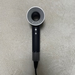
ダイソン ヘアドライヤー スーパーソニック（Dyson Supersonic HD08）USモデルの画像