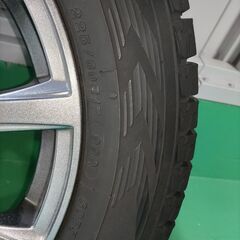 【美品！バリ山！！】スタッドレス＆ホイール　225/60-17（+38）４本セットの画像