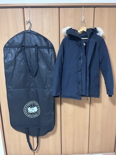 直営店購入　
カナダグース　シャトー