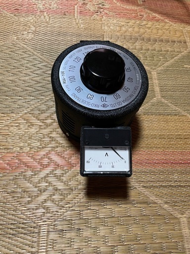 交流電圧調整器