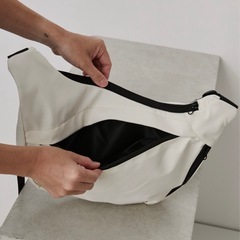 ショルダーバッグ／ウィメンズ／ブラック／美品の画像