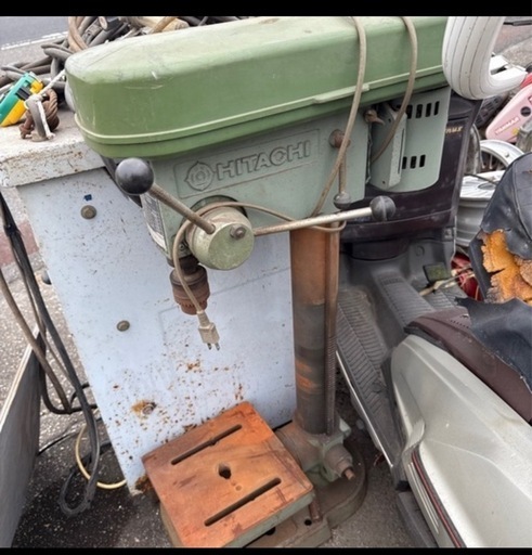 中古日立13mm卓上ボール盤品