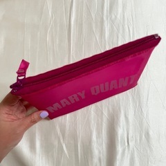 新品同様✨MARY QUANT メッシュポーチ ピンクの画像