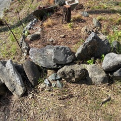 石、花壇
の画像