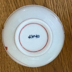 たち吉✨湯呑み、大皿、小皿セット
の画像