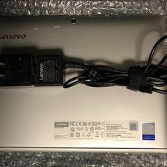 Lenovo　2-in-1 マグネット着脱式タブレットPC「ideapad Miix 320-10ICR」の画像