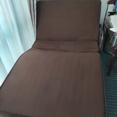 リクライニングベッドの画像