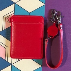 パスケース(赤色)の画像