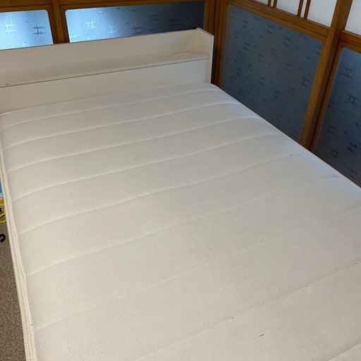 セミダブルベッドandマットレス