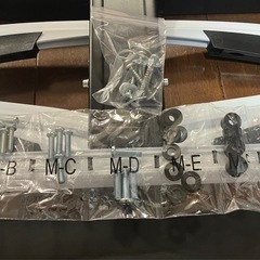 【差し上げます】テレビ壁掛け金具VESA規格43インチまでOKの画像