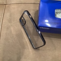 iPhone15スマホケースとハードフィルム二個の画像