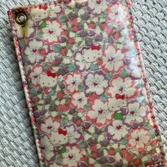 カードホルダーとキャンドルの画像