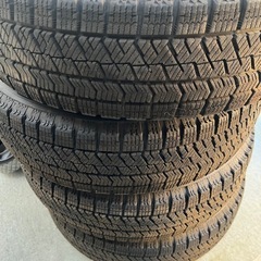 スタッドレスタイヤホイール付き4本セット  VR2 　23年製造　バリ溝　　
の画像