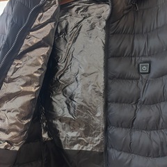 【お譲り先、確定しました】電熱 　フーディージャケットの画像