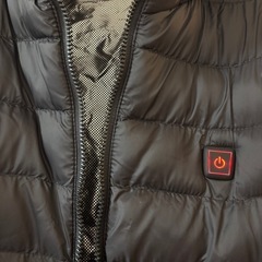 【お譲り先、確定しました】電熱 　フーディージャケットの画像