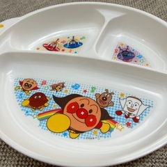 【0円】アンパンマンのお皿の画像