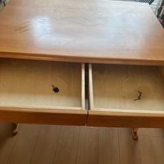 （お話中）学習机と袖机セットの画像